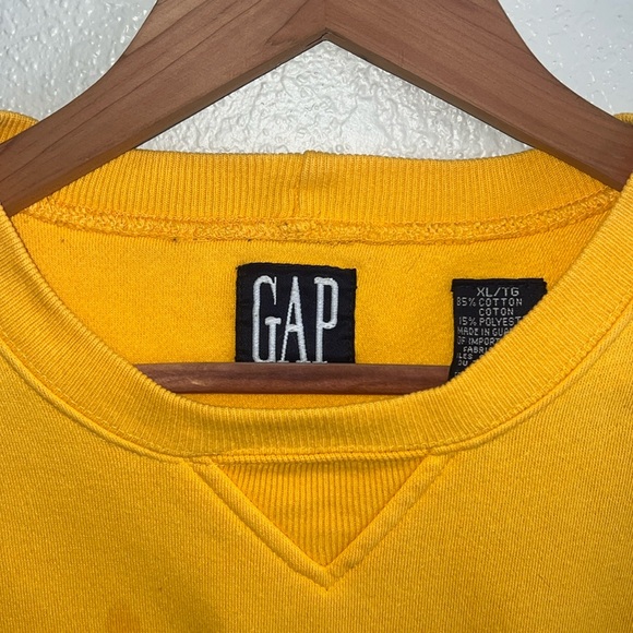 Yellow GAP Men's Crewneck Sweater - Picture 2 of 3